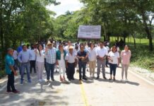 Inaugura alcaldesa de San Andrés Tuxtla, segunda etapa de pavimentación en acceso principal en Axochio