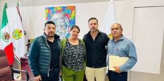 Alejandra Enrique Ortíz suplirá al alcalde de Rafael Delgado, ejecutado el 31 de diciembre Tato Vega sostuvo una reunión con el presidente de la Junta de Coordinación Política (Jucopo) Juan Javier Gómez Cazarín, donde estuvo presente la Síndica, Norma Reyes, y el esposo de quien será la nueva presidenta municipal, Anselmo García Pérez.