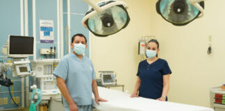 Acuden a privados ante la tardanza de IMSS e ISSSTE