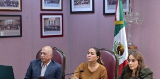 Análisis detallado del presupuesto de egresos 2024: Reunión en el palacio legislativo de Veracruz