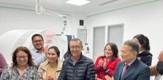 Inaugura Issste tomógrafo y microscopio de otorrinolaringología en Clínica Hospital de Xalapa Inaugura ISSSTE tomógrafo y microscopio.
