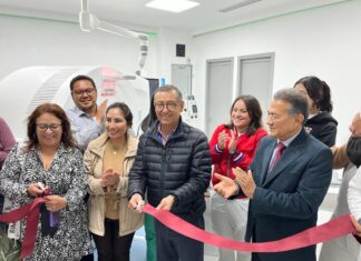 Inaugura Issste tomógrafo y microscopio de otorrinolaringología en Clínica Hospital de Xalapa Inaugura ISSSTE tomógrafo y microscopio.