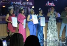 «Mujer con los pies en la tierra» entrega certificados a graduadas Mujeres con los pies en la tierra, graduación.