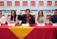 PT no necesita vejigas para nadar en las elecciones: Vicente Aguilar Vicente Aguilar Aguilar, coordinador estatal del PT en Veracruz, en conferencia de prensa en Xalapa. (Fotos: Julio Argumedo)