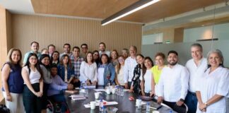 Se reúnen diputados de Morena con gobernara Nahle; revisan próxima agenda legislativa Legisladores locales de Morena y la gobernadora Rocío Nahle.