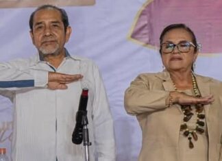 Alcaldesa de Minatitlán, Carmen Medel desmantela su gabinete; se lo impone al candidato Espronceda Guillermo Reyes Espronceda y Carmen Medel Palma