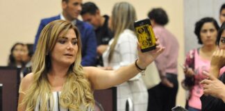 Acusan a la yunista Maryjose Gamboa de beneficiarse de red de corrupción Marijose Gamboa, yunista, candidata panista a la alcaldia de Boca del Río, acusada de beneficiarse de red de corrupción.