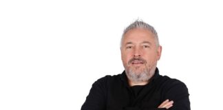 Un minatitleco, Pedro Trueba, es postulado al Premio Nacional de Artes y Literatura 2025 Pedro Trueba, artista plástico minatitleco, postulado al Premio Nacional de Artes y Literatura 2025.