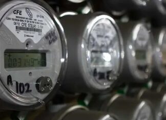 Apagón masivo colapsa servicios, comercios y telefonía en Yucatán, Quintana Roo y Campeche Detecta CFE causas del apagón en tres estados de la Península de Yucatán