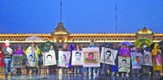 Canaco CDMX reporta pérdidas por más de 21.9 millones tras marcha por Ayotzinapa Exigen empresarios regular marchas en CDMX