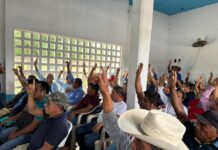 Autorizan ejidatarios de Uxpanapa al INSUS iniciar trabajos para regularizar zonas urbanas Chinantecos reconocen disposición presidencial para atender rezago histórico