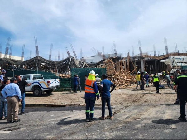 Cimbra Colapsa cimbra en obra de la Riviera Veracruzana