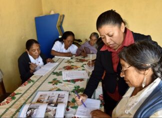 Recortarían 119 mdp a educación indígena y a alfabetización Gobierno de CSP plantea recorte presupuestal al INEA