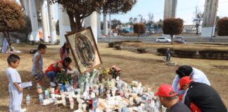 Artista urbano pinta mural en honor a Alicia Matías, abuelita que salvó a su nieta de explosión de pipa