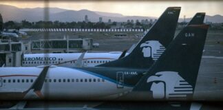 Aeroméxico va por 314 mdd en su regreso a la bolsa en México y EU La aerolínea, respaldada por Apollo Global Management Inc., planea cotizar simultáneamente en la Bolsa Mexicana de Valores y en la Bolsa de Valores de Nueva York