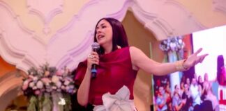 Laura Sansores convierte su reporte del DIF Campeche en un espectáculo musical El video del “informe musical” se viralizó en las redes sociales y generó una ola de comentarios encontrados