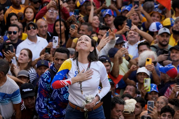 Corina-Nobel El comité remarcó que Machado es uno de los ejemplos más extraordinarios de coraje civil en América Latina en los últimos tiempos