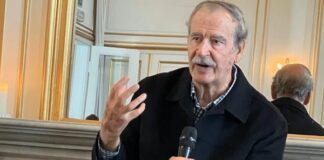 El expresidente de México Vicente Fox no asistió al relanzamiento del PAN El líder nacional de Acción Nacional sostuvo que los sexenios de Vicente Fox y de Felipe Calderón son nuestro orgullo, y los habremos de defender