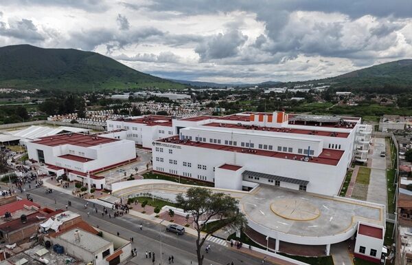 Detienen a Gerardo ‘C’, por defraudación fiscal equiparada por 160 mdp al ISSSTE Las indagatorias federales vinculan al litigante en casos de fraude contra el ISSSTE por la obtención de pensiones fraudulentas que se obtuvieron ilícitamente