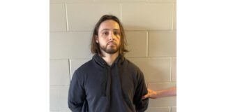 Arrestan al hombre que provocó el incendio más letal de la historia de Los Ángeles Jonathan Rinderknecht habría filmado videos del incendio con su teléfono