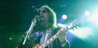 Cofundador y exguitarrista de Kiss, Ace Frehley, murió a los 74 años El legendario músico murió en su casa rodeado de su familia en Morrison, Nueva Jersey