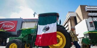 Liberan bloqueo carretero en Jalisco tras acuerdos entre productores y padre de Checo Pérez La principal demanda de los productores es que el gobierno federal revise los precios del maíz para la cosecha primavera-verano 2025