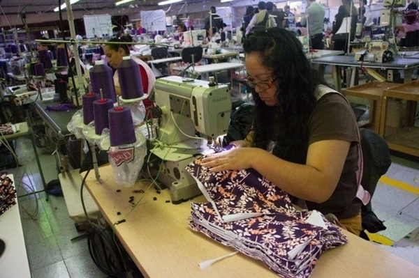 Manufacturera Se contrajo la fabricación de insumos textiles y acabado de textiles, y la fabricación de prendas de vestir; en cambio, otras industrias manufactureras crecieron