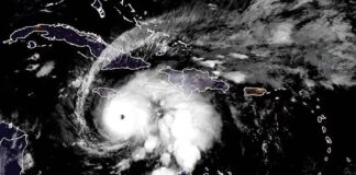 Huracán ‘Melissa’ amenaza con arrasar Jamaica y Cuba con vientos de 281 km/h Los aeropuertos del país también podrían sufrir daños, lo que ralentizaría los esfuerzos de recuperación si el mundo necesita prestar ayuda a Jamaica tras el paso de la tormenta