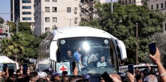 Hamás denuncia torturas a presos palestinos liberados por Israel tras acuerdo en Gaza Los presos han llegado "con signos de tortura" e incluso con "extremidades amputadas”