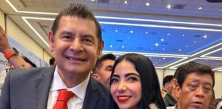 Funcionaria de Puebla renunció tras ser vinculada al CJNG Entre las publicaciones de López Hernández sobresale una imagen donde aparece en una camioneta Jeep Wrangler Rubicon de color gris, cuyo valor supera el millón de pesos
