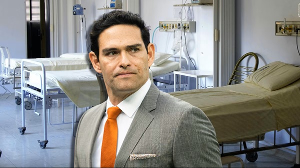 QB-NFL Tras el incidente y posterior arresto, Fox Sports decidió apartarlo de la cobertura del juego Raiders vs Colts