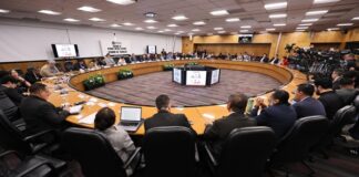 Con voces de toda la sociedad, el Gobierno de México construye la propuesta de Reforma Electoral La titular de la Segob participó en la reunión de trabajo entre la Comisión de Reforma Político-Electoral de la Cámara de Diputados y la Comisión Presidencial para la Reforma Electoral