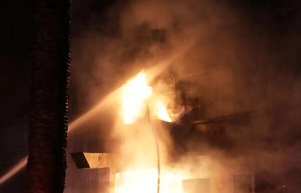 Se incendia restaurante La Soldadera en inmediaciones del Monumento a la Revolución Autoridades de la alcaldía Cuauhtémoc informaron que un total de 500 personas fueron desalojadas de la zona donde ocurrió la emergencia