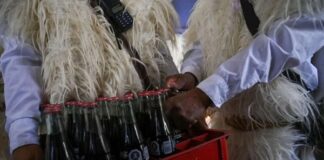 Sheinbaum defiende aumento al impuesto a refrescos: “no tiene sustento que cierre tienditas” Descarta CSP que el impuesto en refrescos afecte a las tienditas