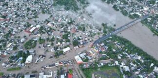 Personas muertas por fuertes lluvias en México sube a 81; Veracruz es el estado con más víctimas mortales El municipio de Veracruz con más victimas mortales es Poza Rica en donde han fallecido 28 personas