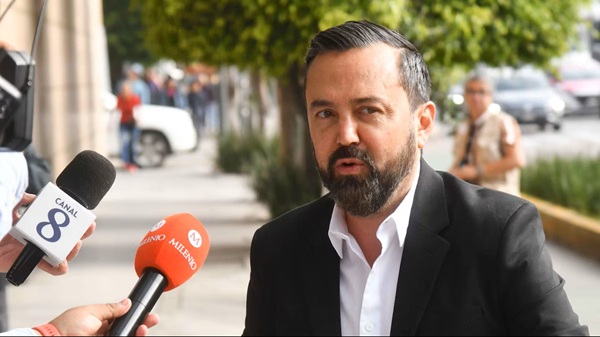 Arturo Ávila La alcaldesa Alessandra Rojo compartió la denuncia de Ana Patricia Arteaga contra Ávila y, en un breve video, pidió una investigación por violencia de género