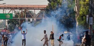 Condenan a muerte a ex primera ministra de Bangladesh por reprimir un levantamiento estudiantil Más de 800 personas murieron y unas 14 mil resultaron heridas durante la represión al levantamiento estudiantil de julio y agosto de 2024