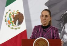 Sheinbaum defiende colocación de vallas en Palacio Nacional por la CNTE y marcha de Generación Z CSP dijo que las vallas se colocan a partir de que aparecen algunos grupos que utilizan artefactos peligrosos y fuegos