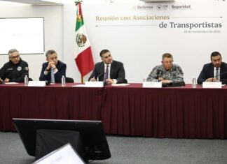 Gabinete de Seguridad federal acuerda acciones con transportistas para “carreteras más seguras” García Harfuch aseguró que se están reforzando las áreas de inteligencia e investigación en la SSPC y se dará seguimiento a las carpetas de investigación por robo al autotransporte