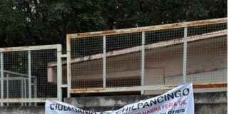 Colocan narcomantas en Chilpancingo que advierten que no habrán fiestas decembrinas Las autoridades retiraron las lonas encontradas en tres puntos de la capital y continúan la investigación