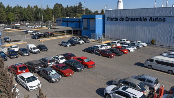 China El sector automotriz mexicano advierte riesgos por los aranceles a importaciones chinas, ya que dependen de pantallas y componentes electrónicos difíciles de sustituir