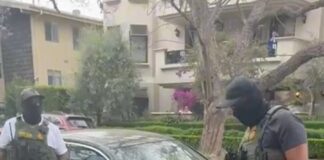 El temor de los iraníes conversos al cristianismo en EE.UU. que están siendo deportados a su país Los conversos del islam al cristianismo son considerados apóstatas en Irán, donde son frecuentemente perseguidos, interrogados y hasta encarcelados