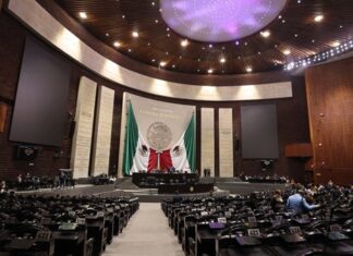 Diputados aprueban ley para combatir extorsión; se castigaría con hasta 42 años de cárcel La Cámara de Diputados aprobó también reformas con el fin de unificar la definición del delito de extorsión en todo el país