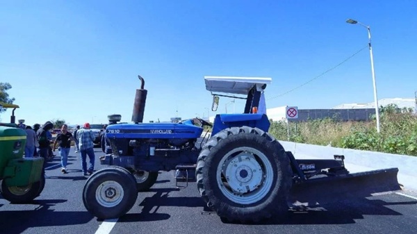 Guanajuato Esta clase de bloqueos carreteros han ocurrido en diversos estados del país durante las últimas dos semanas como en Tlaxcala, Sinaloa, Guerrero, Colima y Morelos