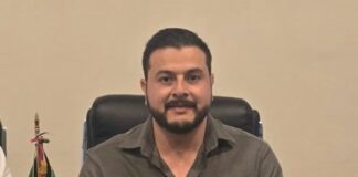 Alcalde de Hidalgo denunció que fue interceptado cuando circulaba por la carretera: “Nos alejamos muy rápido” Alfredo González Quiroz acusó que un vehículo le cerró el camino cuando se dirigía a la comunidad de Corralillos