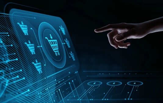 Agentes de IA en ventas online a nivel mundial Casi la mitad de los encuestados por Adobe dijeron que habían utilizado o planeaban utilizar la IA para las compras en línea esta temporada