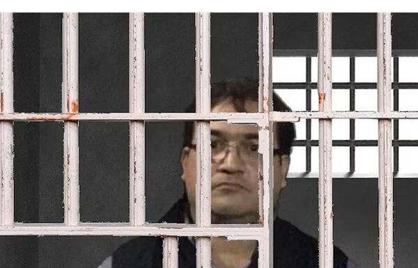 Jueza niega libertad anticipada a Javier Duarte Javier Duarte pedía ser liberado de manera anticipada al cumplir ya más de 90% de su condena, pero la jueza Ángela Zamorano determinó que no cumplió con los requisitos