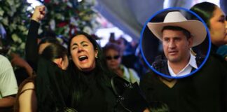 ¿Por qué mataron a Carlos Manzo? Manzo no tenía vínculos con ninguna organización criminal y buscaba que el gobierno federal entrara en su apoyo para combatirlos, pero el gobierno lo abandonó