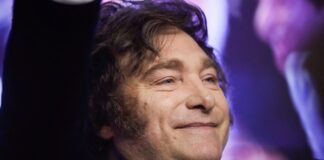 Dimiten el jefe de Gabinete y el ministro del Interior del gobierno argentino de Javier Milei Milei mostró su agradecimiento a Guillermo Francos por su "servicio a la patria" y por ser una figura fundamental en esta primera etapa del Gobierno