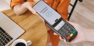 Pagos digitales enfrentan retos regulatorios en México: Especialistas Es importante que los comercios en el país conozcan y entiendan los beneficios de medios de pago digitales, rumbo al Mundial 2026, señalaron especialistas